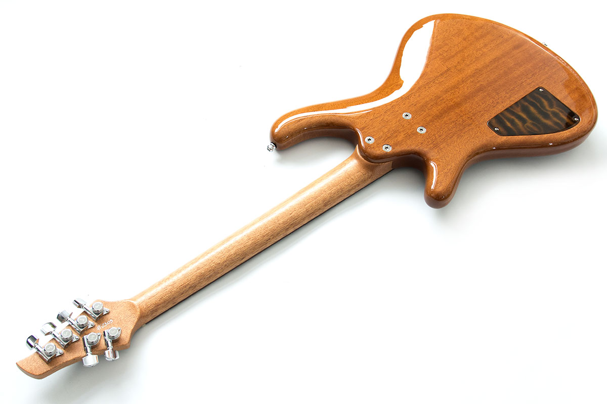 Hydra LS von Zeal Guitars. Quilted Maple Top mit Tigereye Finish, chrom hardware und pickups. Ansicht Rückseite
