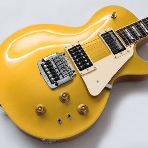 RZ Custom Singlecut. Custom made Goldtop mit Kahler Vibrato und Sustainiac Pickup. Creme Bindings, pickup rings und pickguard.